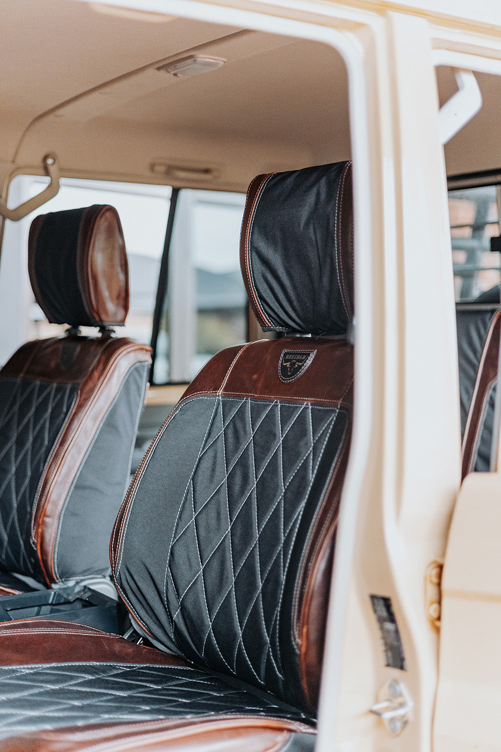 Legacy Premium – Charcoal Canvas & Brown Leather