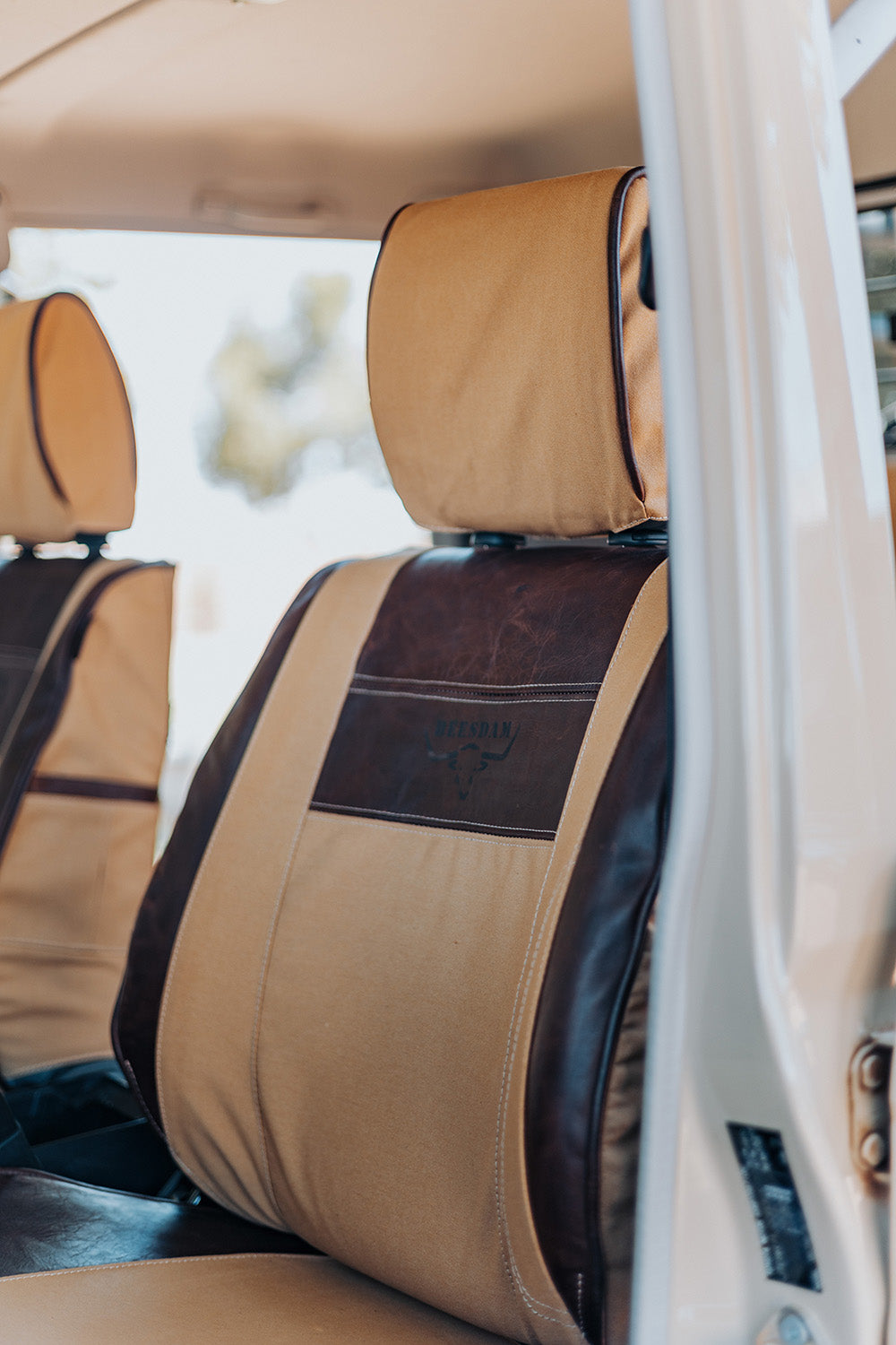 Legacy Plus – Sand Canvas & Black Leather